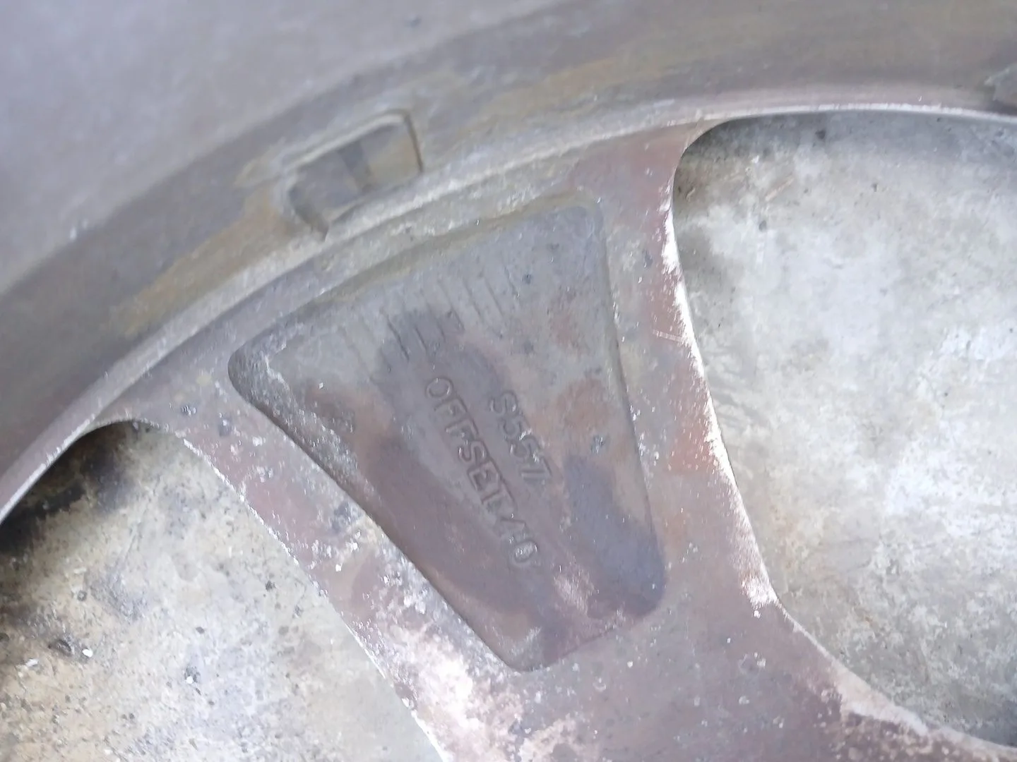 Llanta Trasera Izquierda para Hyundai I40 I (Vf)