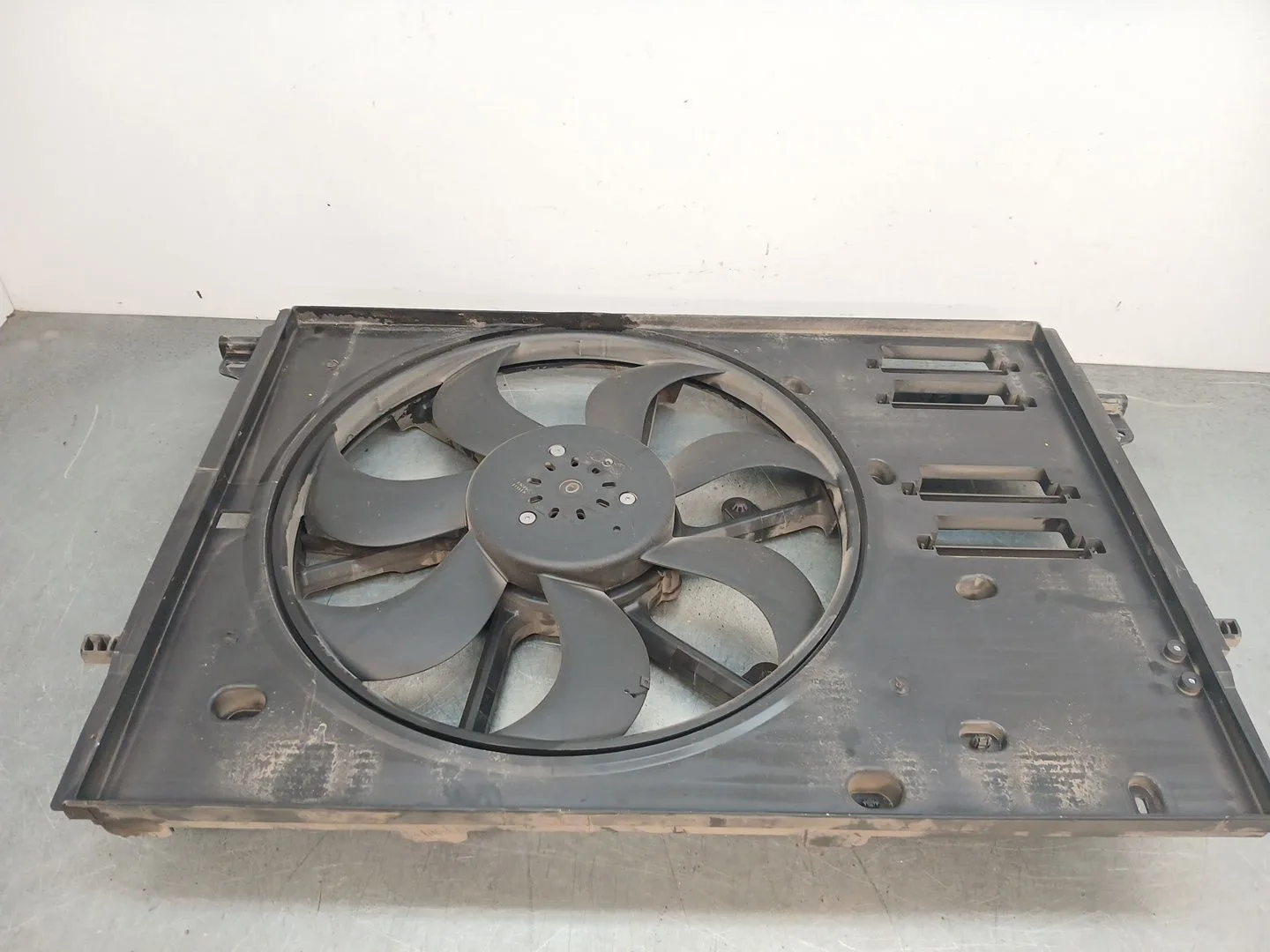 Electroventilador para Nissan Qashqai Ii (J11, J11_)