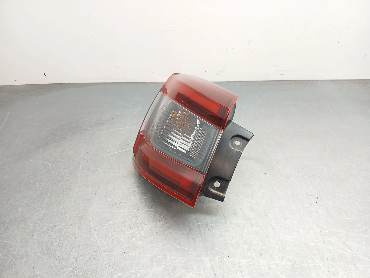 Piloto Trasero Izquierdo para Nissan Qashqai Ii (J11, J11_)