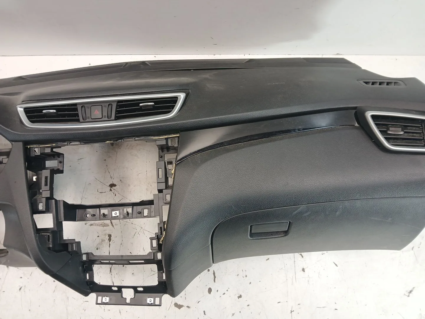 Salpicadero para Nissan Qashqai Ii (J11, J11_)