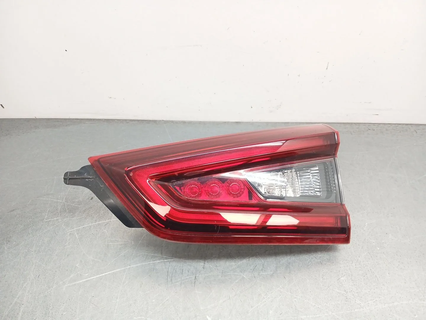 Piloto Trasero Derecho Interior para Nissan Qashqai Ii (J11, J11_)
