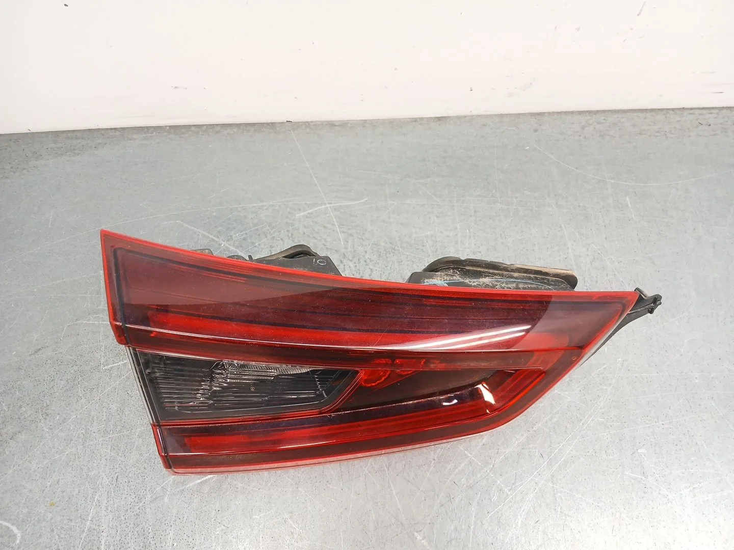 Piloto Trasero Izquierdo Interior para Nissan Qashqai Ii (J11, J11_)
