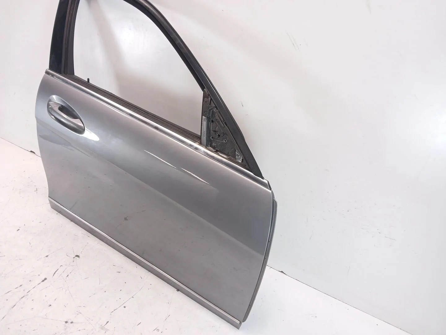 Puerta Delantera Derecha para Mercedes-Benz Clase C (W204)