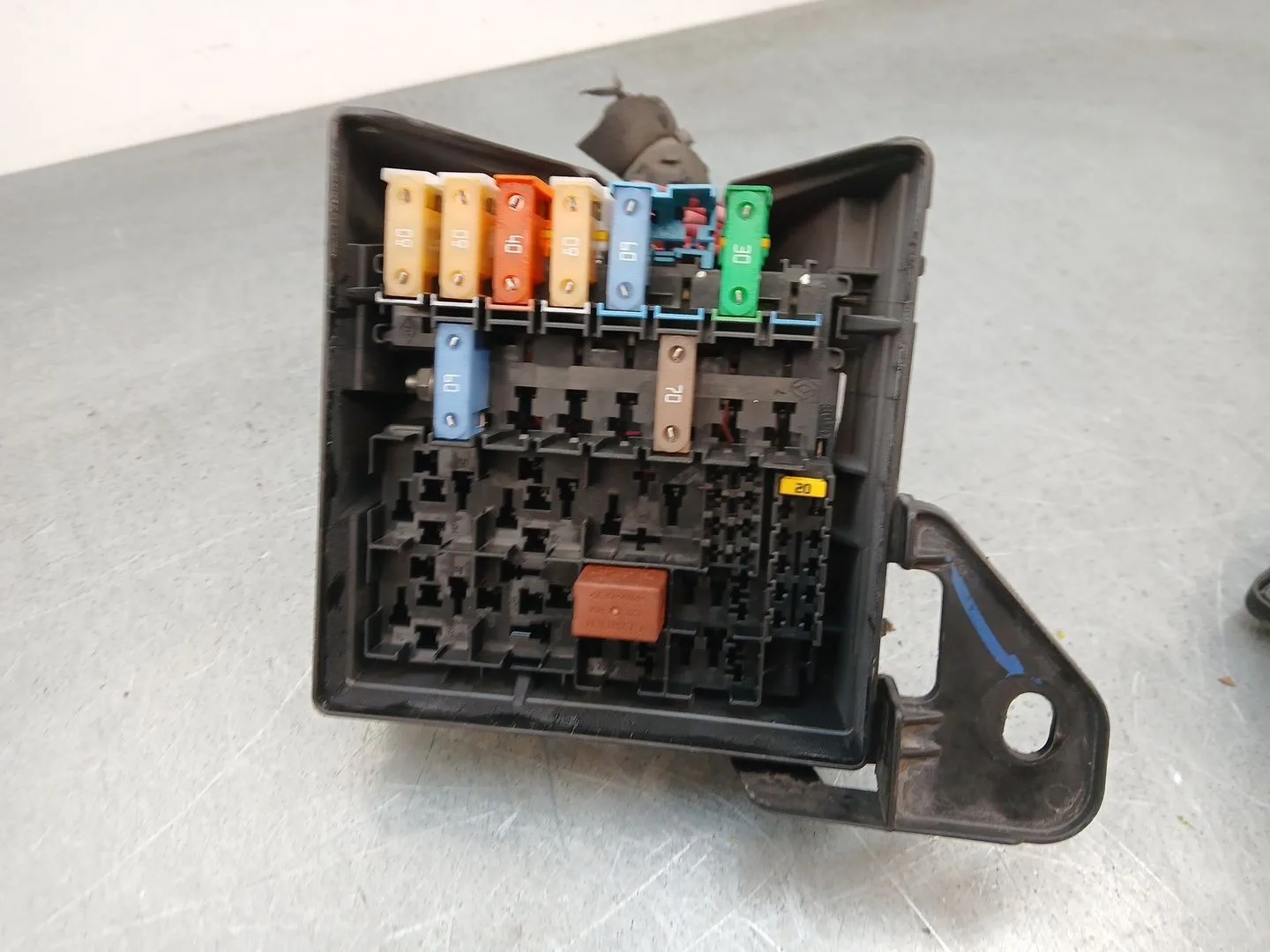 Caja Reles / Fusibles para Renault Laguna Iii (Bt0/1)