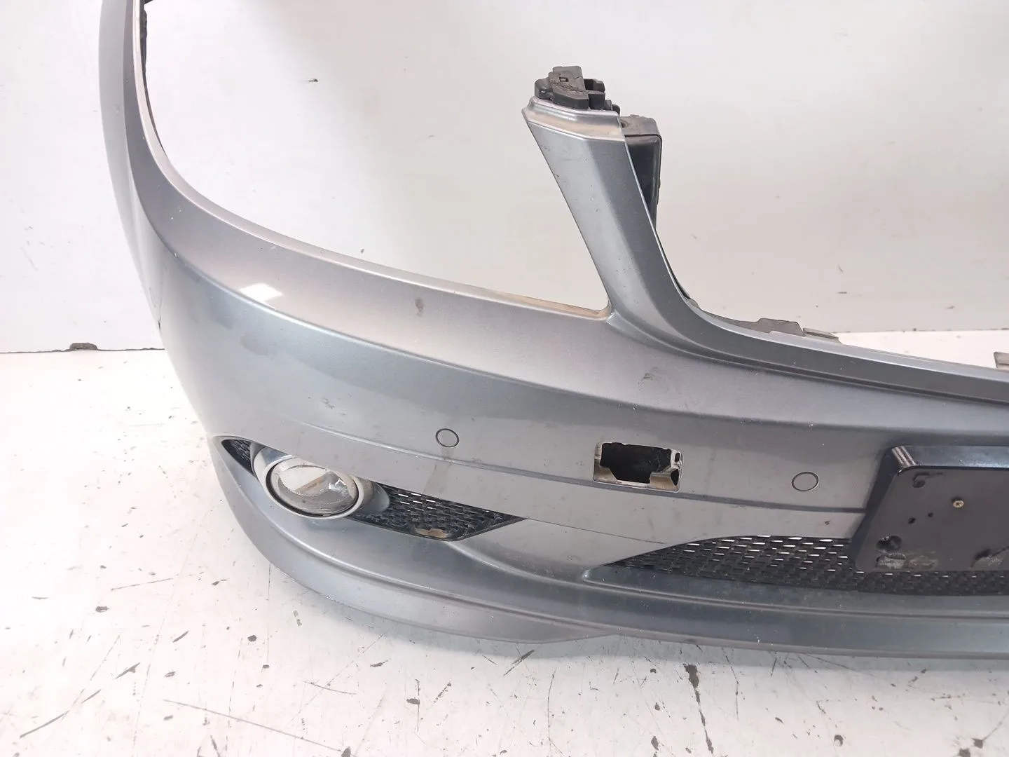 Paragolpes Delantero para Mercedes-Benz Clase C (W204)