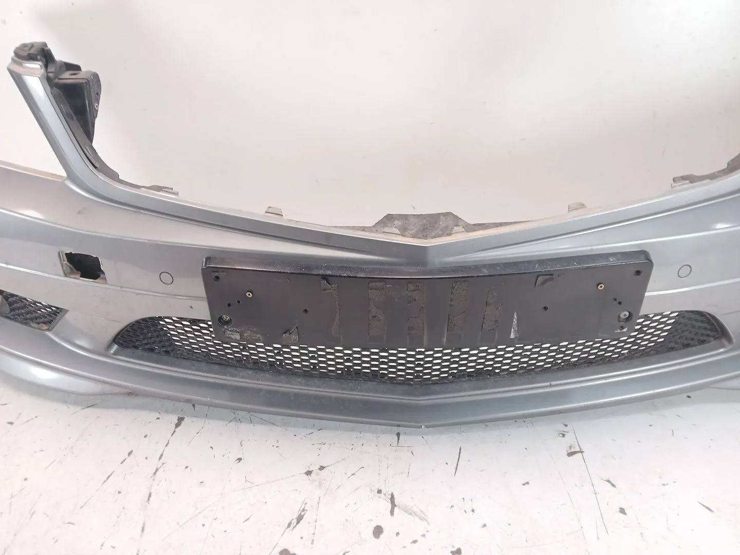 Paragolpes Delantero para Mercedes-Benz Clase C (W204)