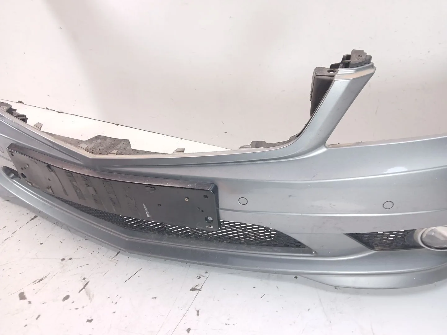 Paragolpes Delantero para Mercedes-Benz Clase C (W204)