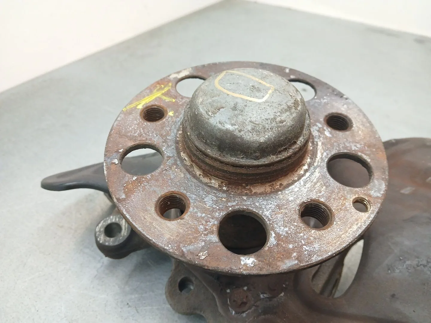 Mangueta Delantera Derecha para Mercedes-Benz Clase C (W204)