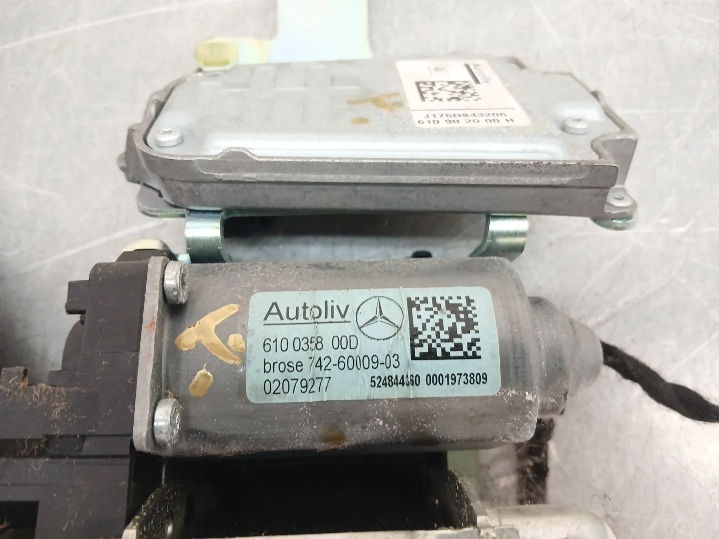 Cinturon Seguridad Delantero Izquierdo para Mercedes-Benz Clase C (W204)