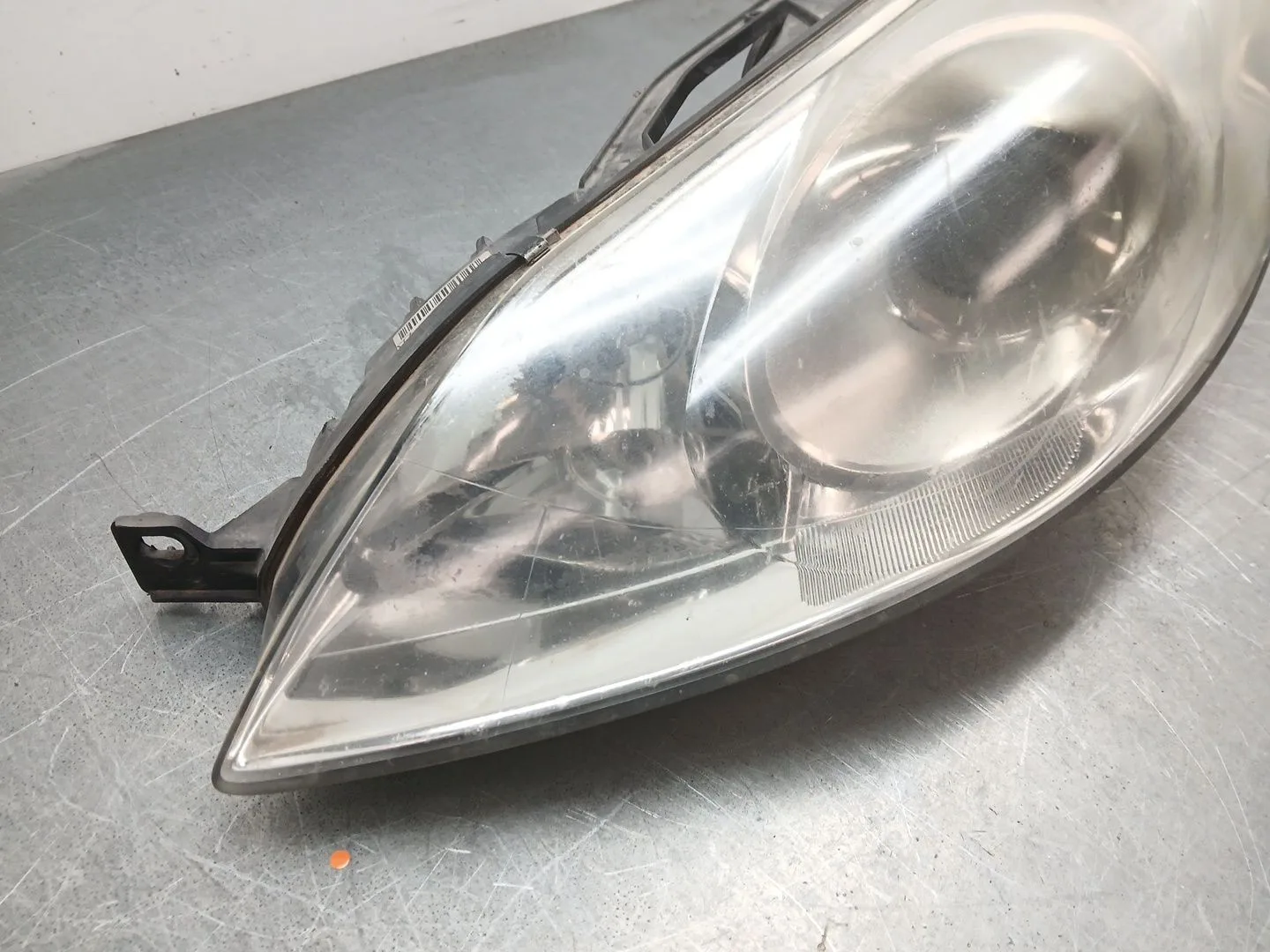 Faro Izquierdo para Peugeot 407 (6D_)