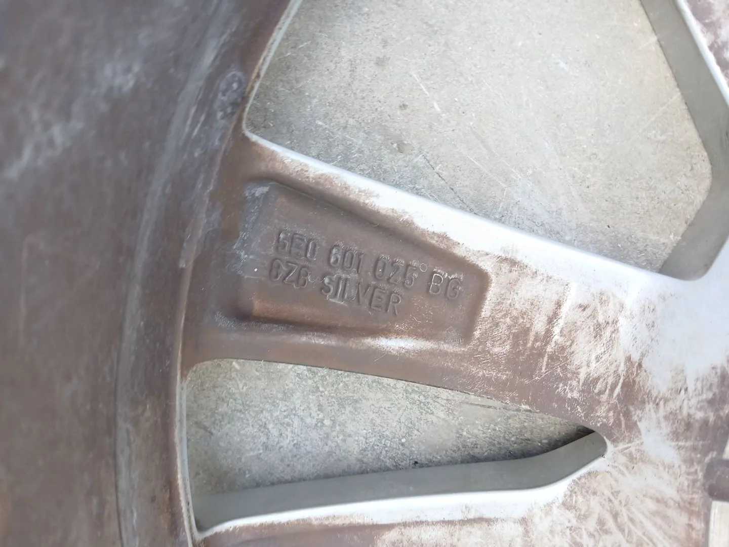 Llanta Delantera Derecha para Skoda Octavia Iii Combi (5E5, 5E6)