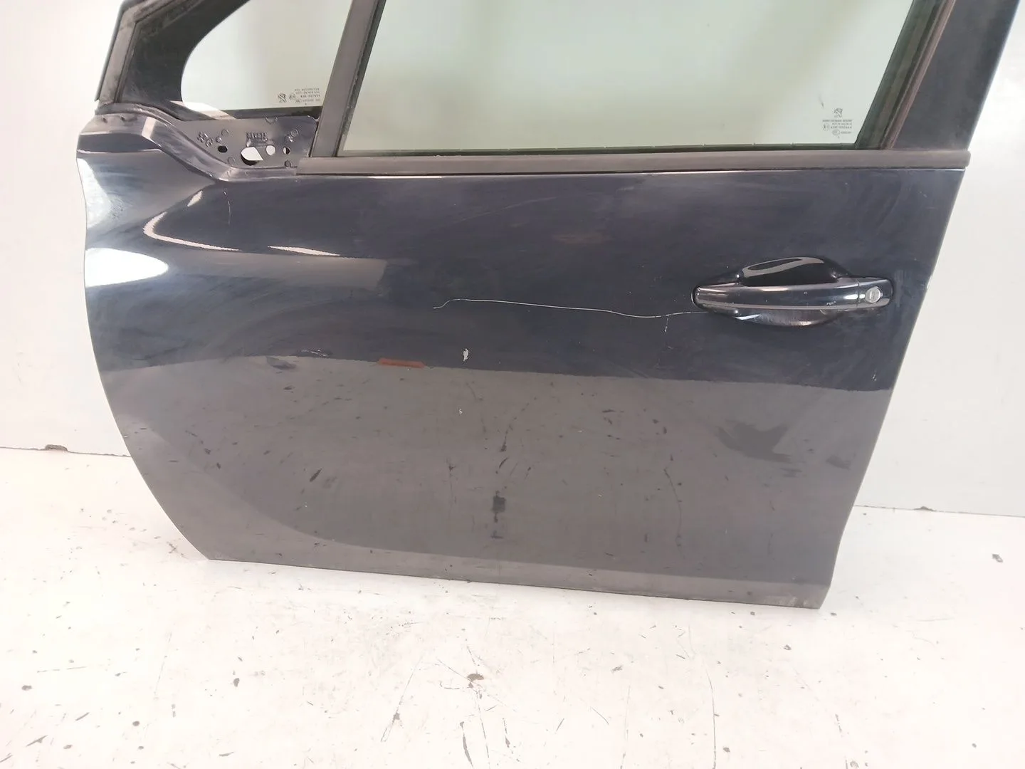 Puerta Delantera Izquierda para Peugeot 208 I (Ca_, Cc_)