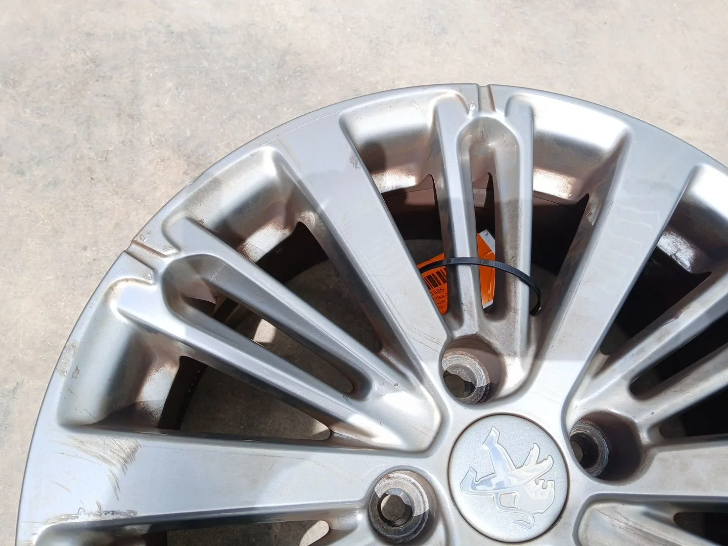 Llanta Delantera Derecha para Peugeot 208 I (Ca_, Cc_)