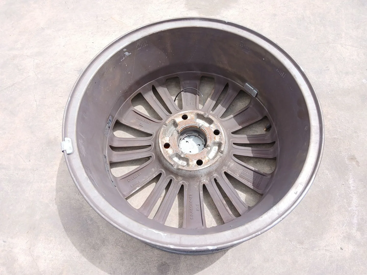 Llanta Delantera Izquierda para Peugeot 208 I (Ca_, Cc_)