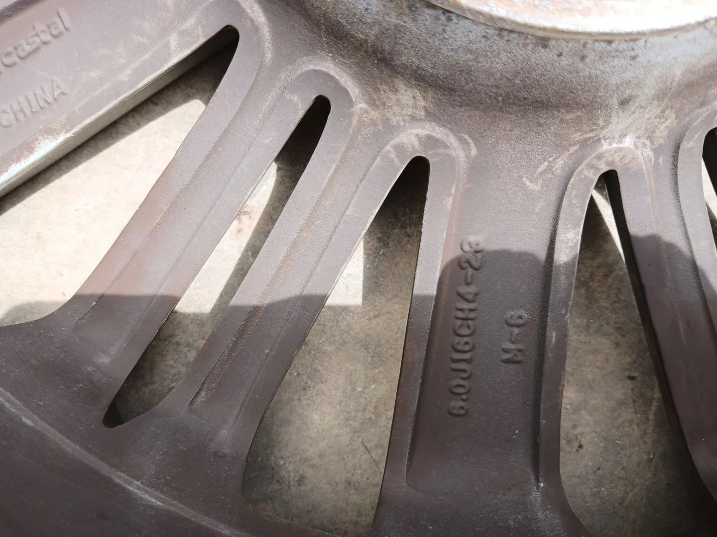 Llanta Delantera Izquierda para Peugeot 208 I (Ca_, Cc_)