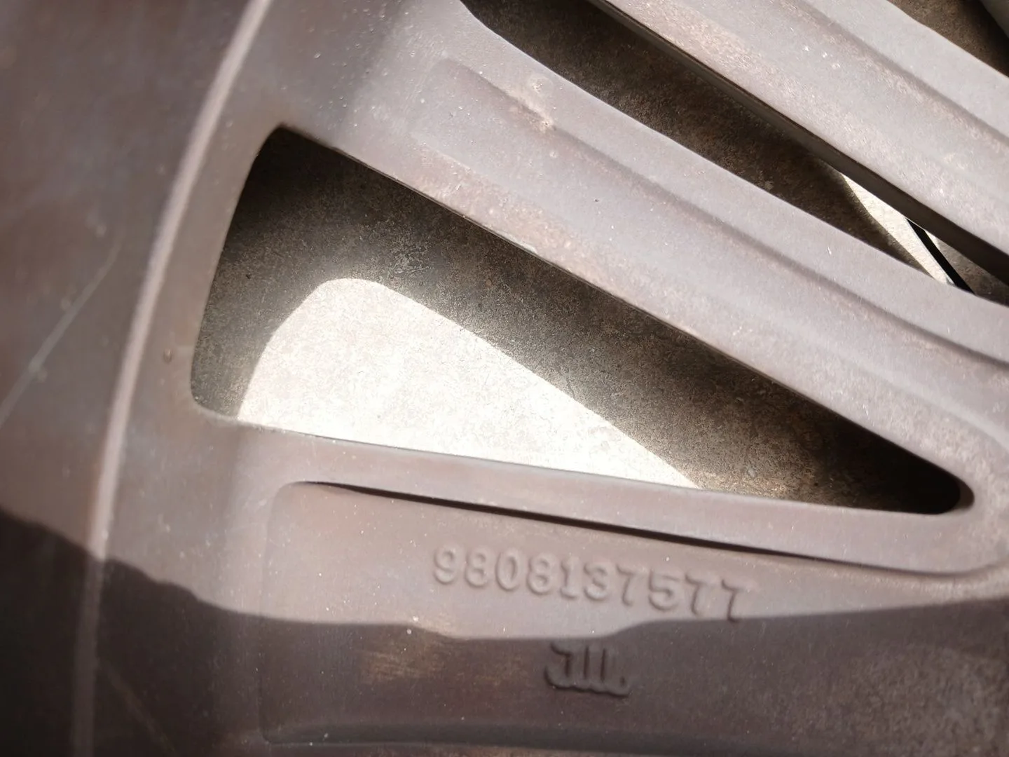 Llanta Delantera Izquierda para Peugeot 208 I (Ca_, Cc_)