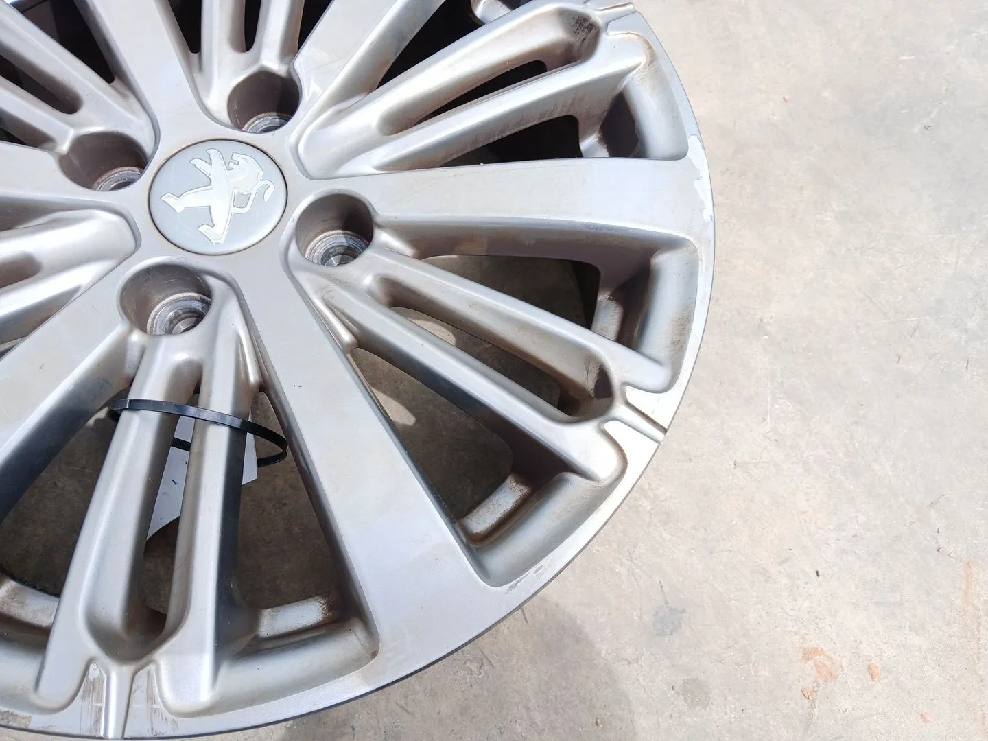 Llanta Trasera Derecha para Peugeot 208 I (Ca_, Cc_)