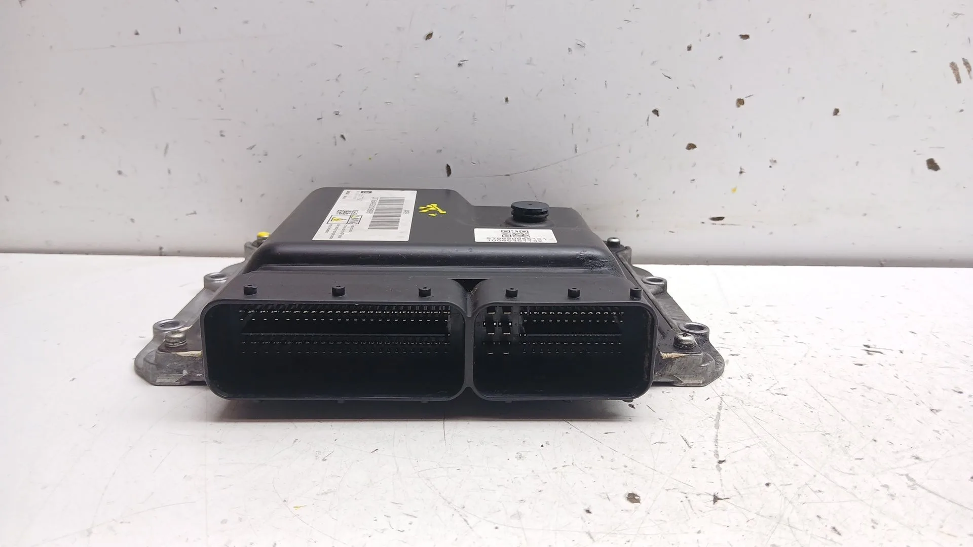 Centralita Motor Uce para Opel Astra J (P10)