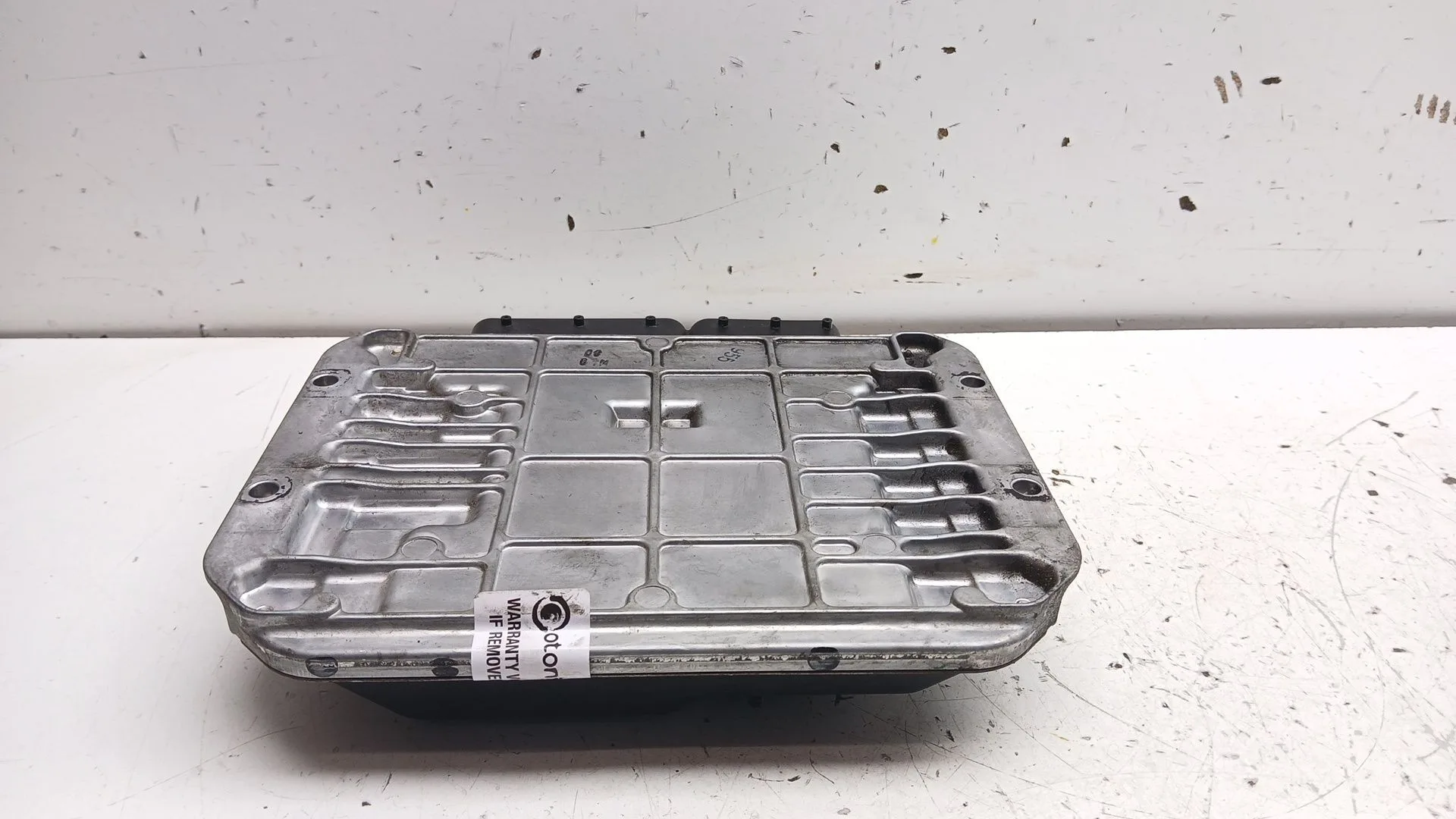 Centralita Motor Uce para Opel Astra J (P10)