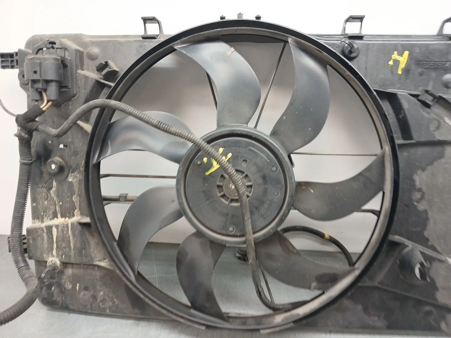 Electroventilador para Opel Astra J (P10)