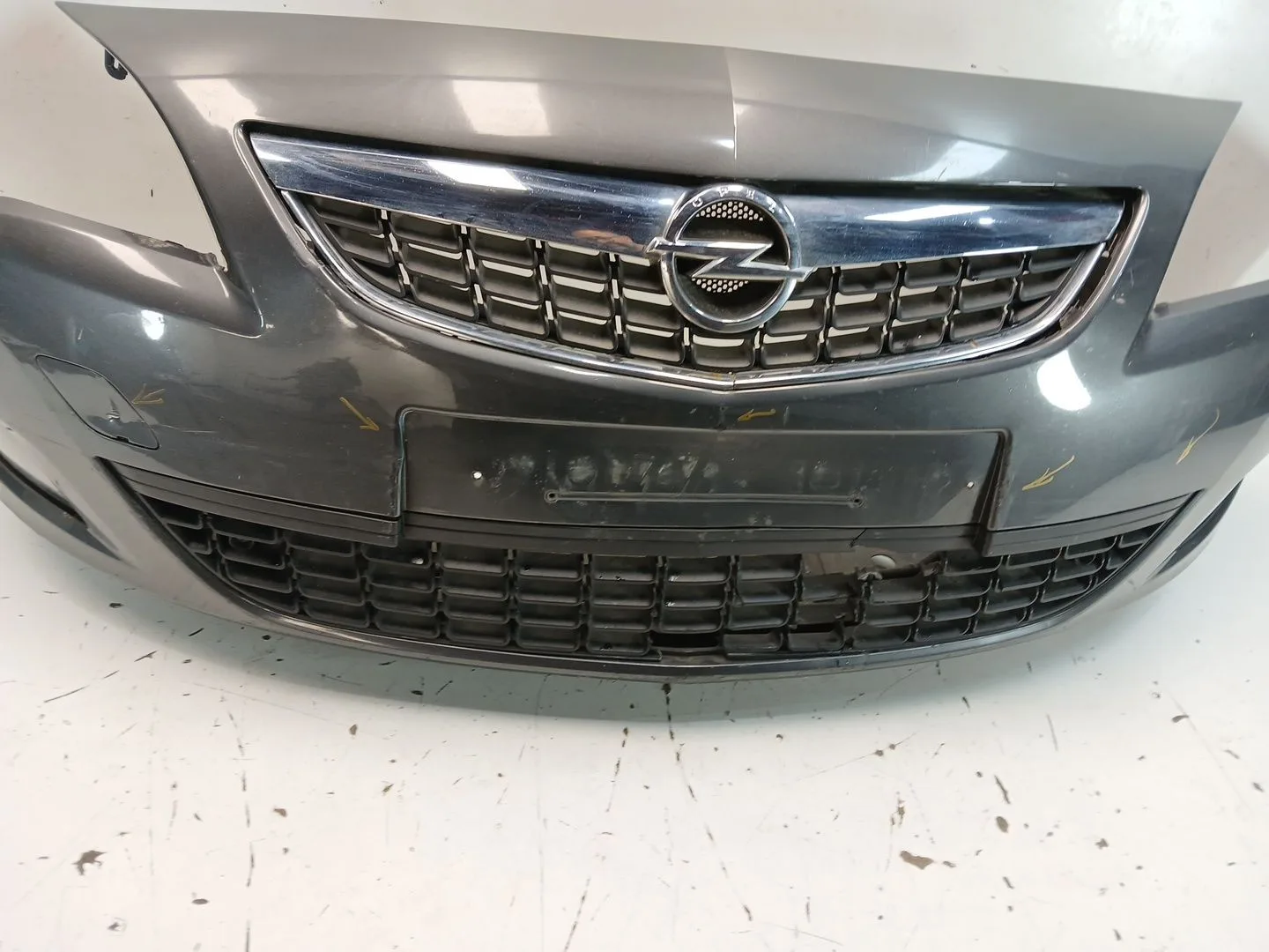Paragolpes Delantero para Opel Astra J (P10)