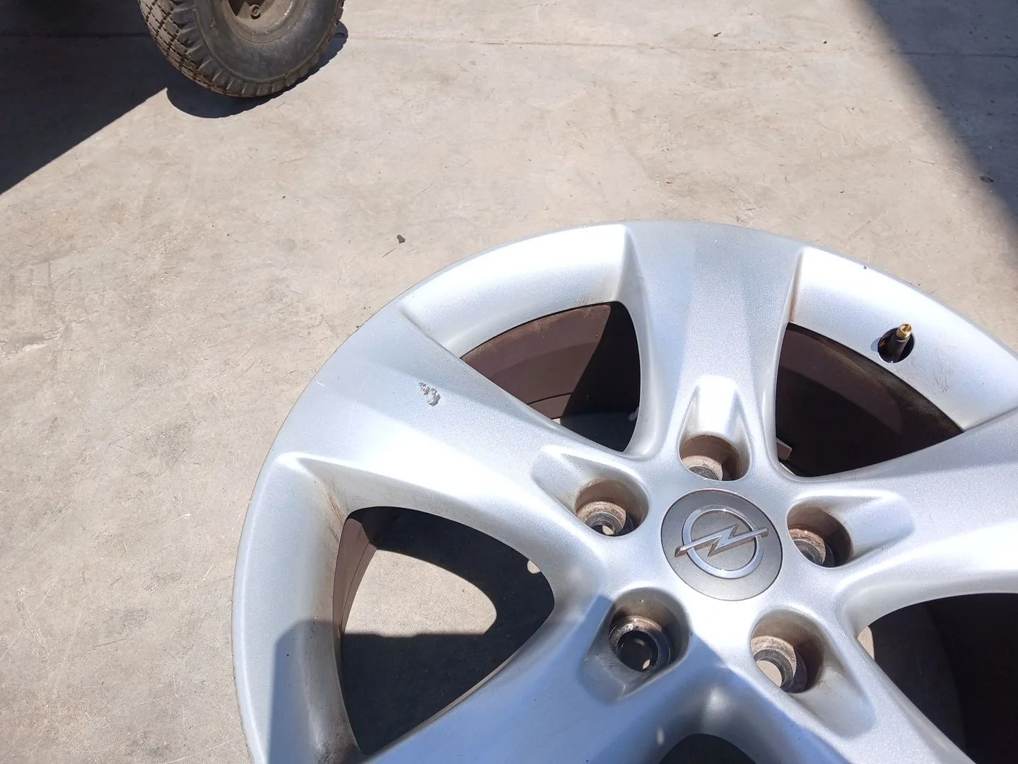 Llanta Delantera Derecha para Opel Astra J (P10)