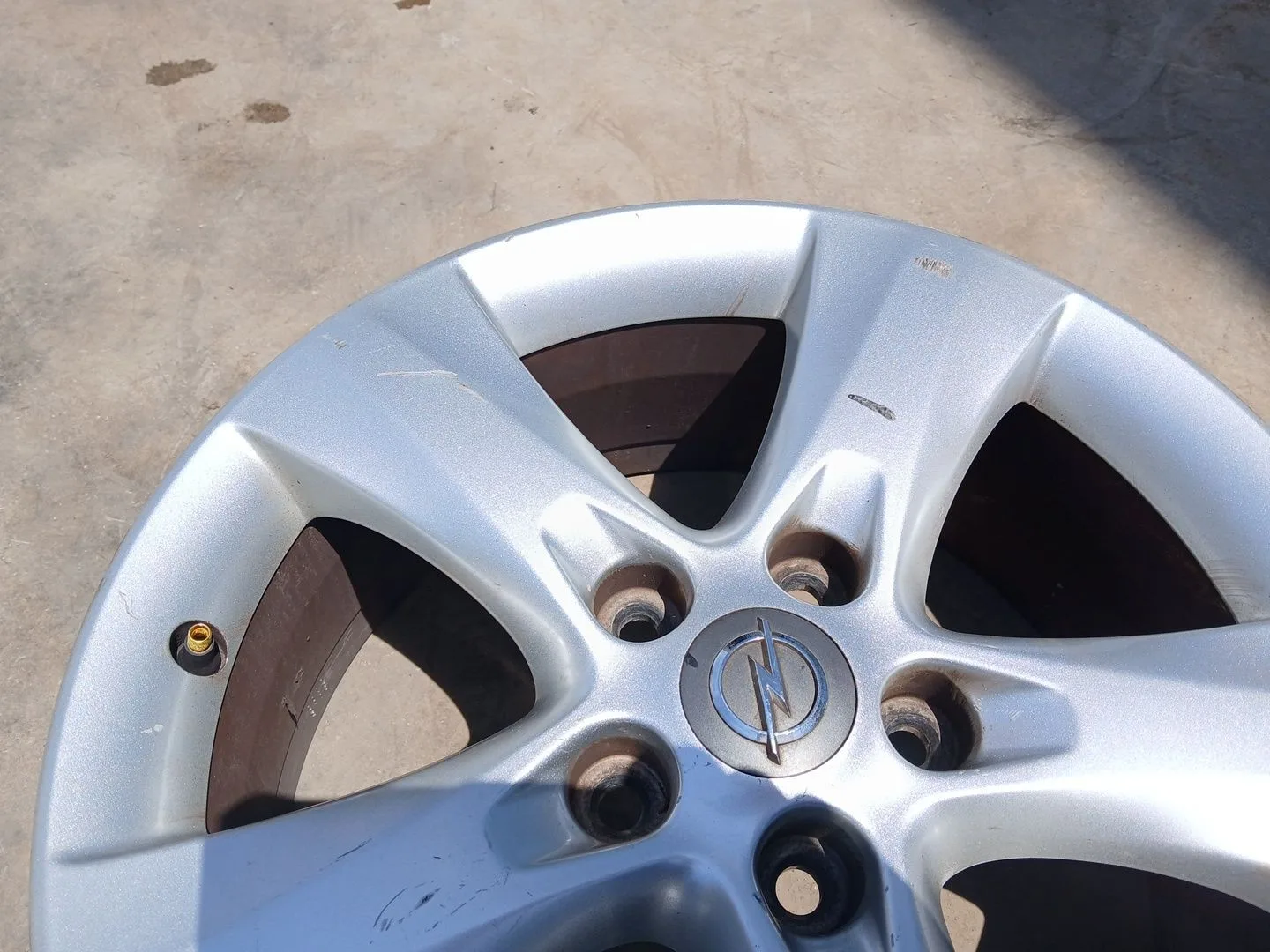 Llanta Trasera Derecha para Opel Astra J (P10)