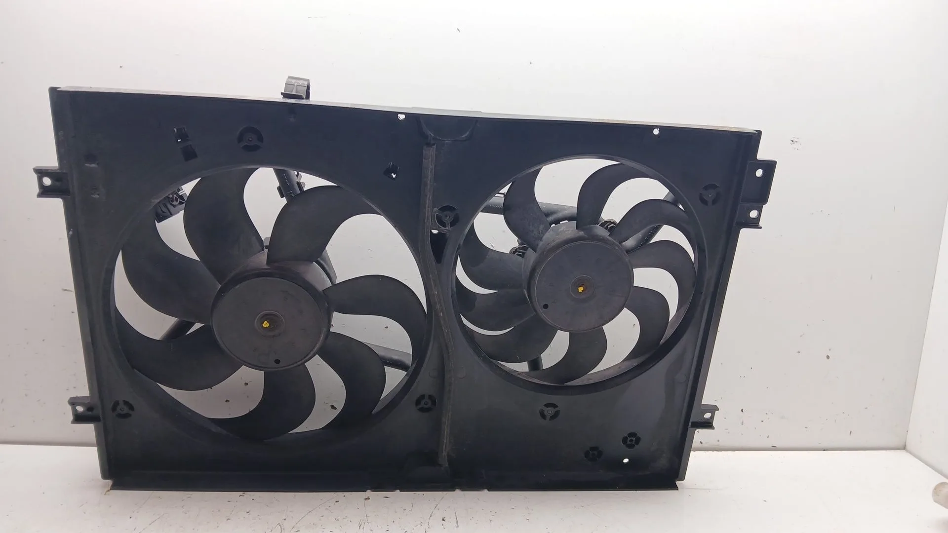Electroventilador para Audi A3 (8L1)