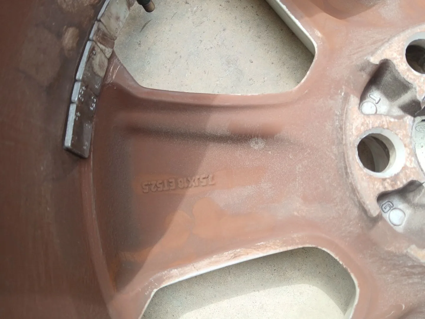 Llanta para Ford Kuga I