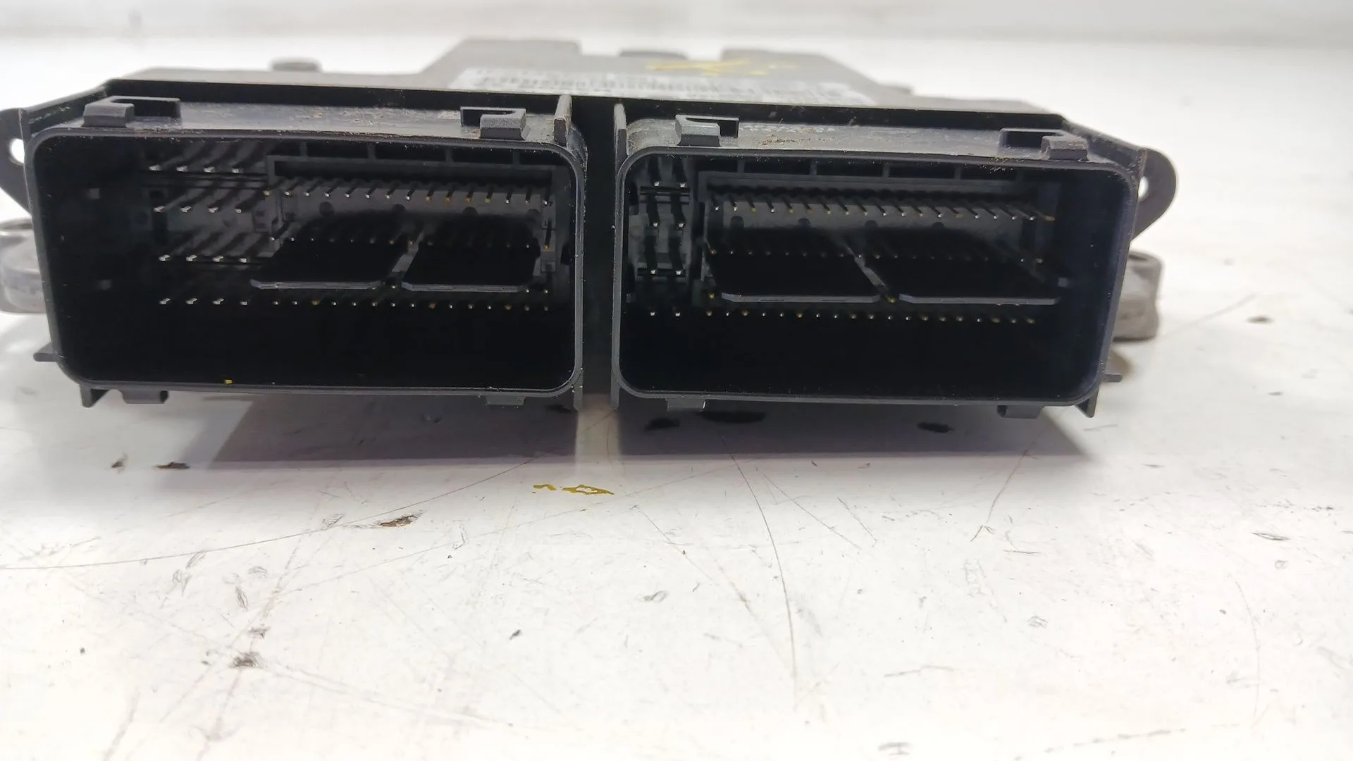 Centralita Motor Uce para Ford Focus Iii