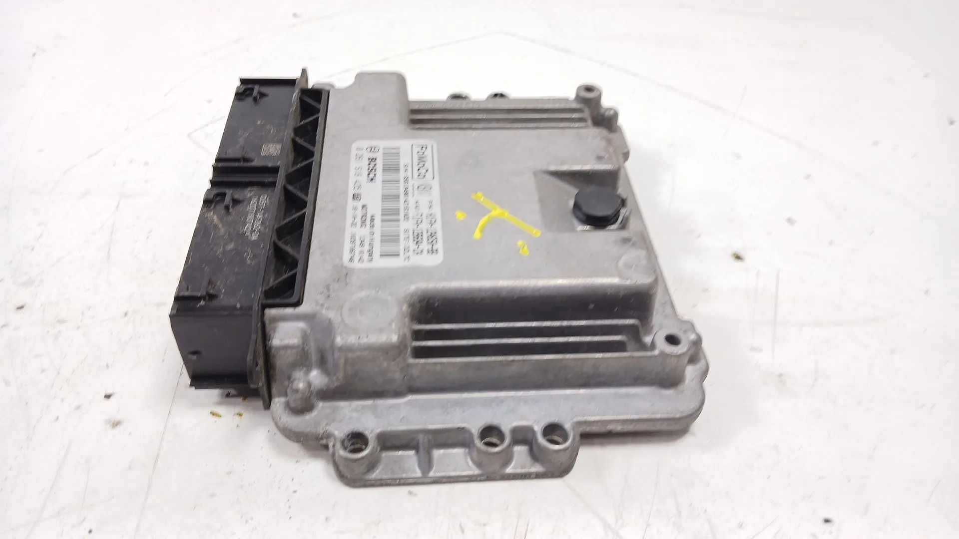 Centralita Motor Uce para Ford Focus Iii