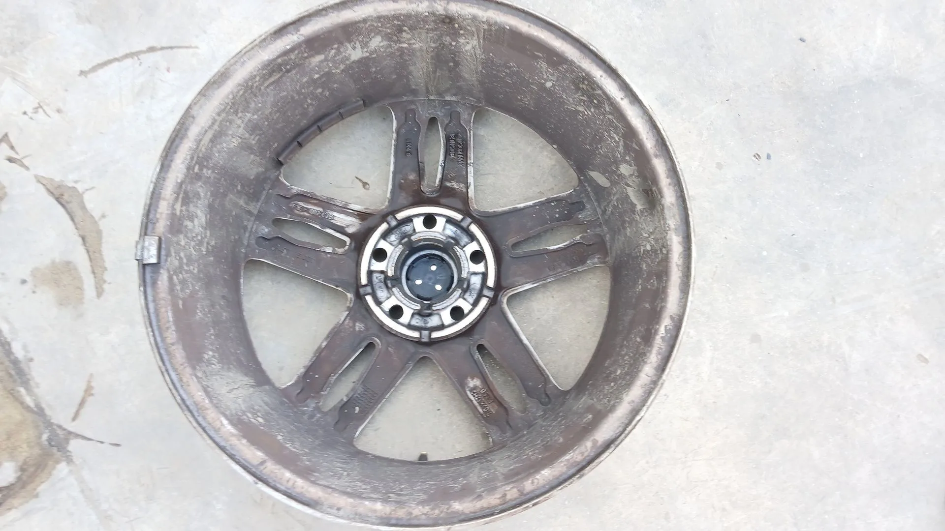 Llanta Delantera Izquierda para Ford Focus Iii