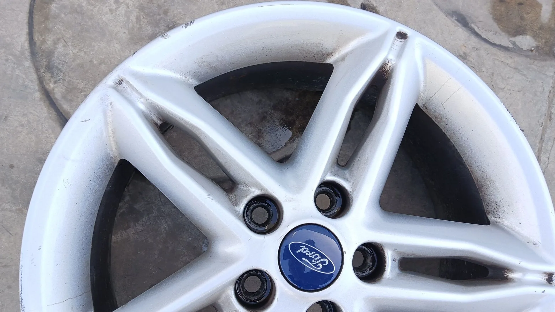Llanta Trasera Izquierda para Ford Focus Iii