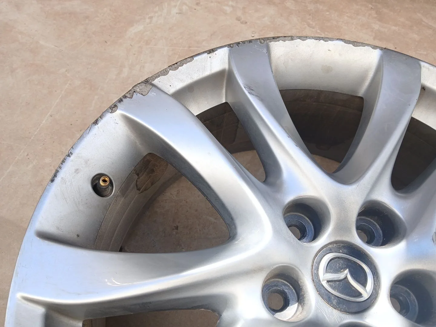 Llanta para Mazda 6 Sedan (Gj, Gl)