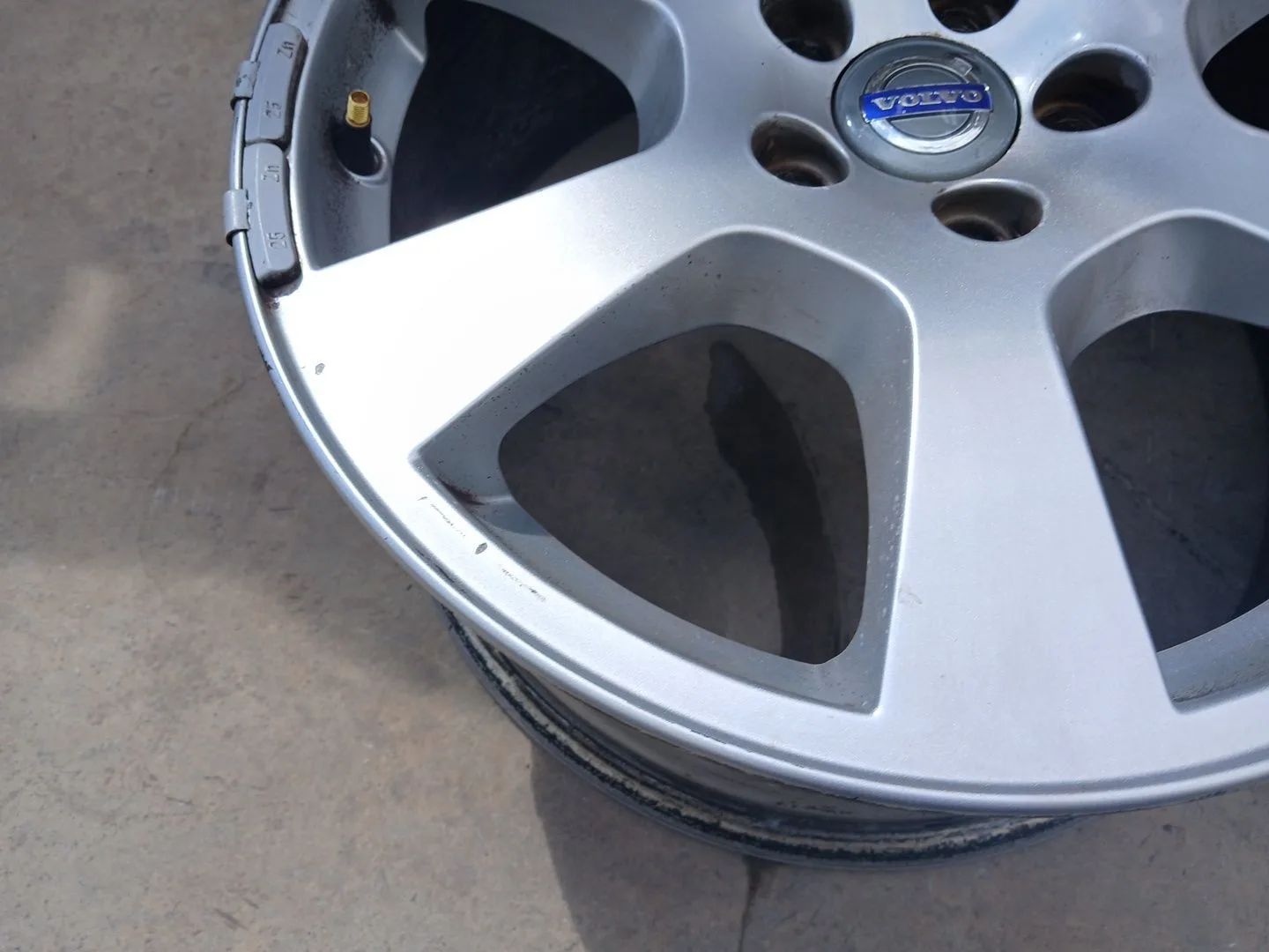 Llanta para Volvo Xc60 I Suv (156)