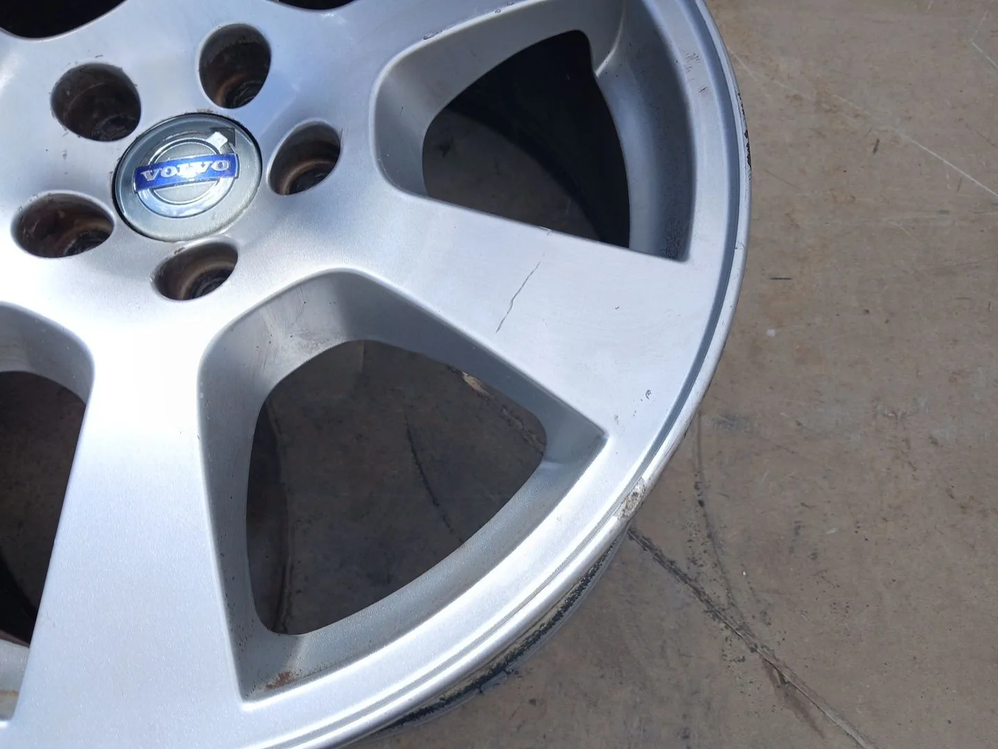Llanta para Volvo Xc60 I Suv (156)