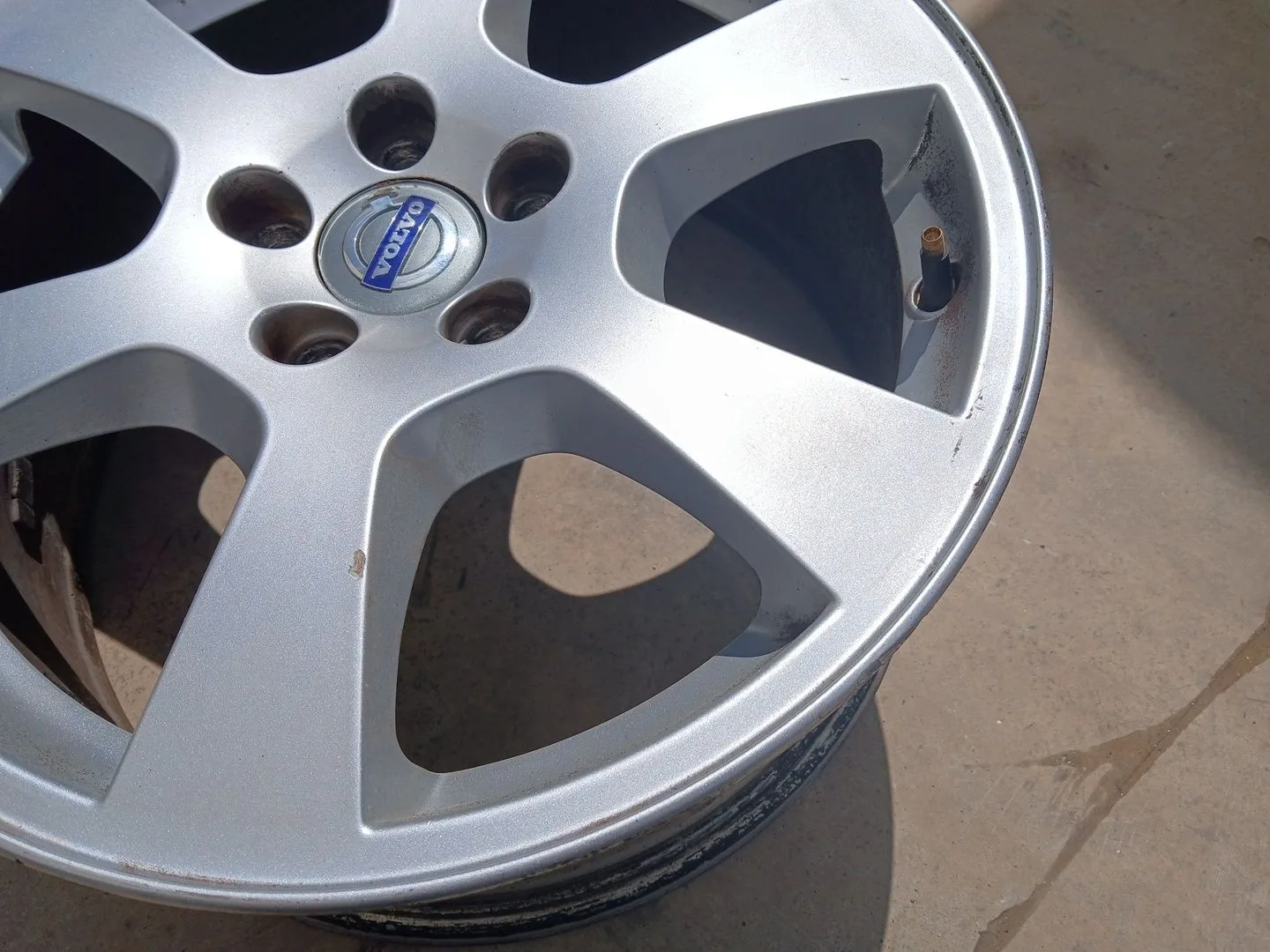 Llanta para Volvo Xc60 I Suv (156)