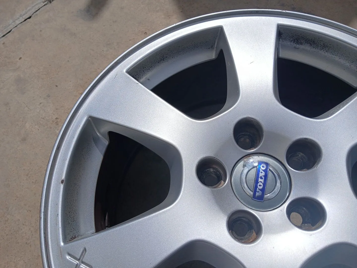 Llanta para Volvo Xc60 I Suv (156)