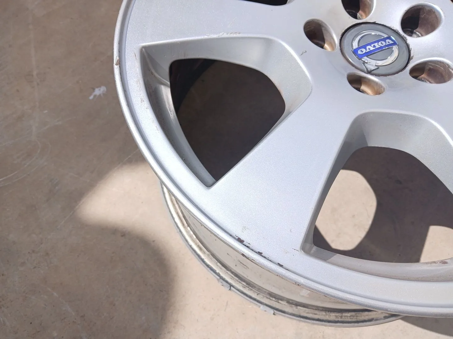 Llanta para Volvo Xc60 I Suv (156)