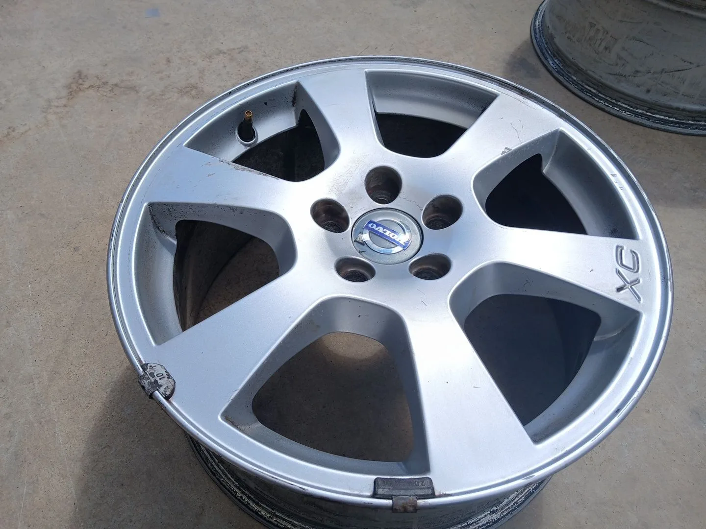 Llanta para Volvo Xc60 I Suv (156)