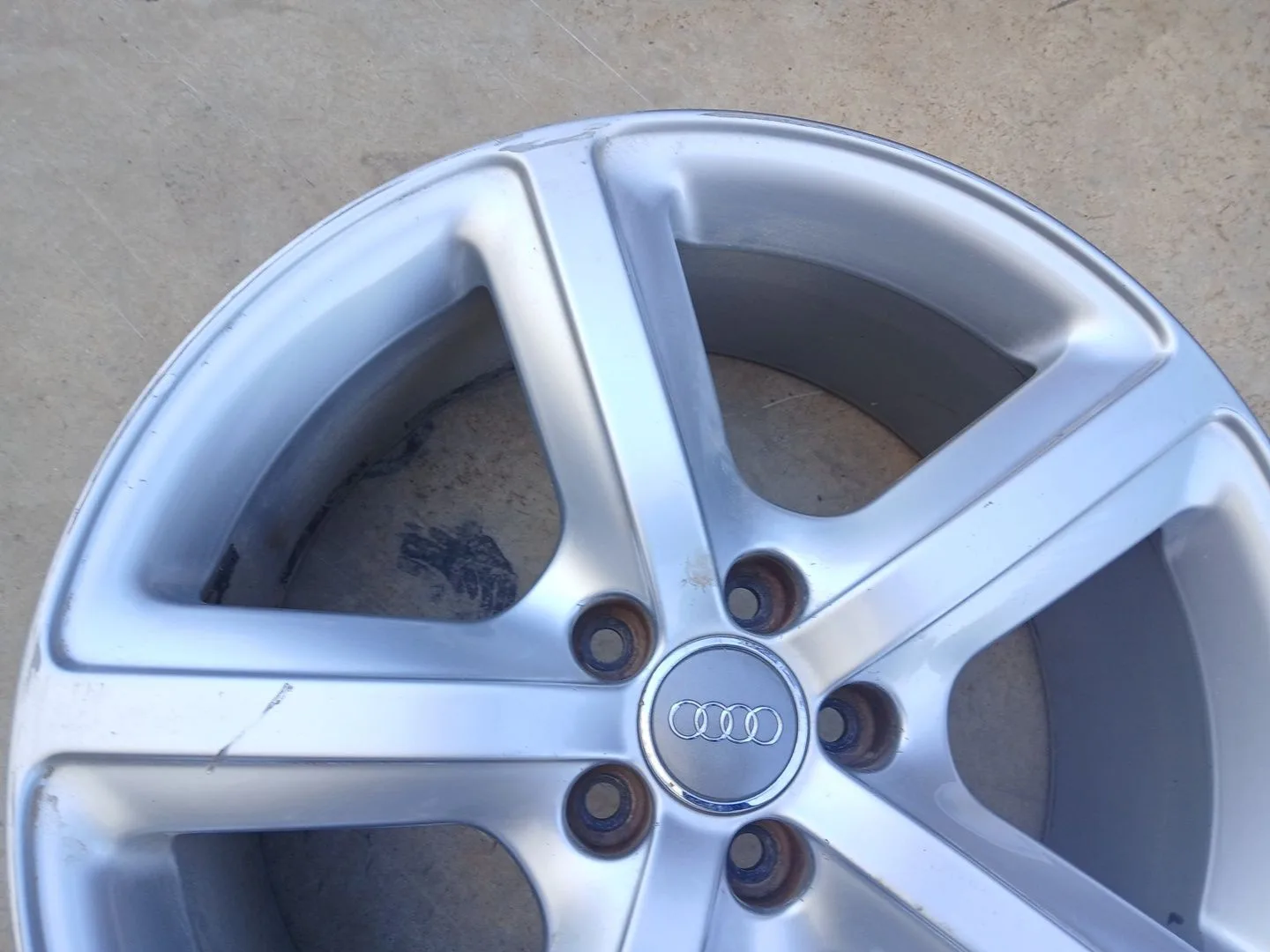 Llanta para Audi Q5 (8Rb)