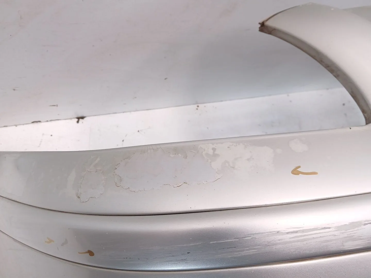 Paragolpes Delantero para Toyota Avensis (_T25_)