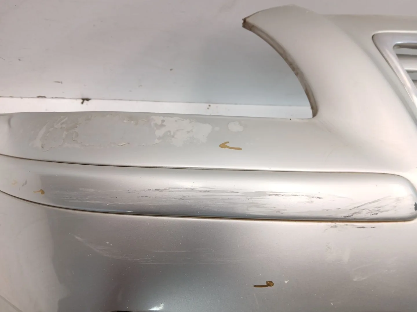 Paragolpes Delantero para Toyota Avensis (_T25_)