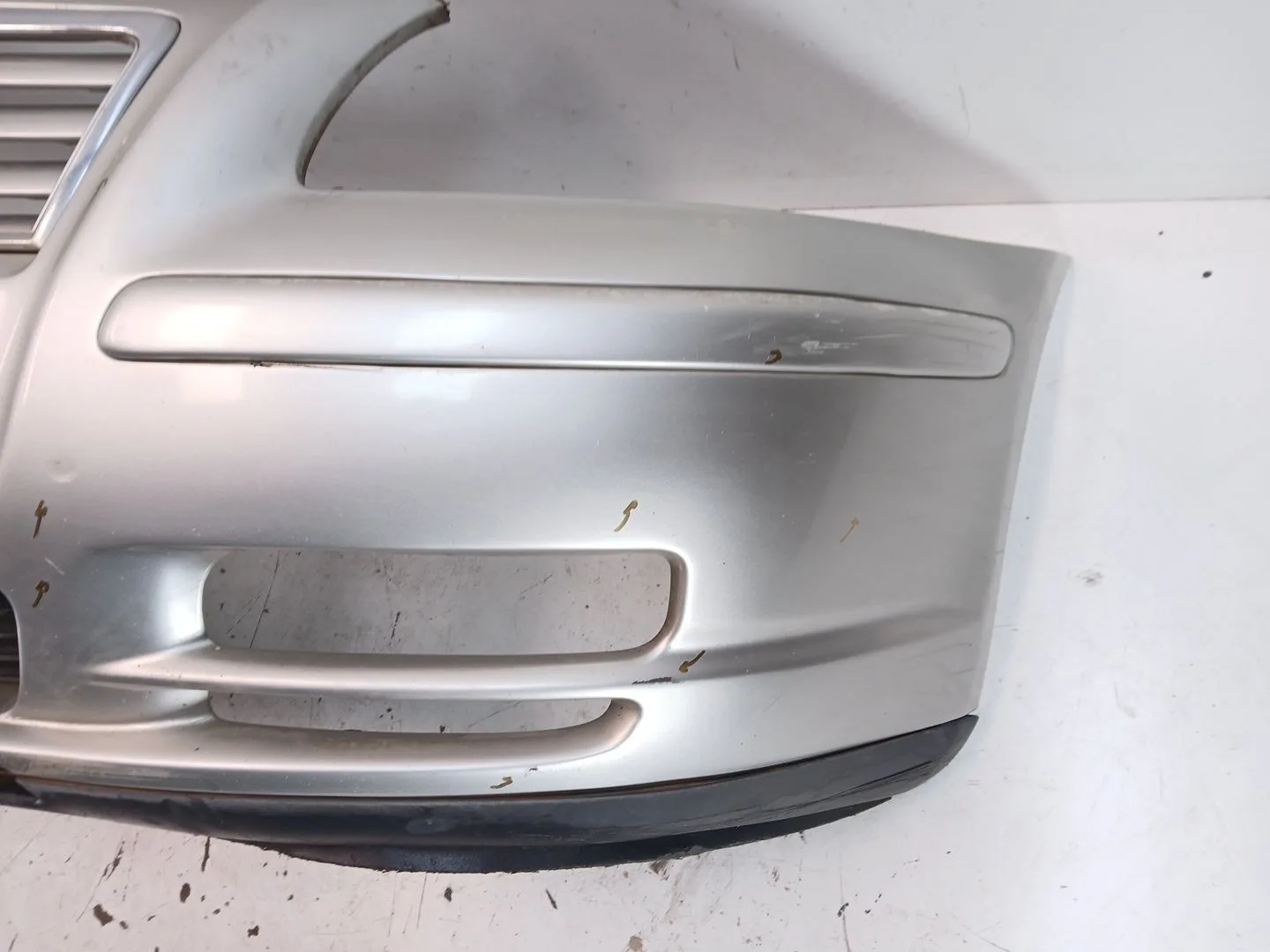 Paragolpes Delantero para Toyota Avensis (_T25_)