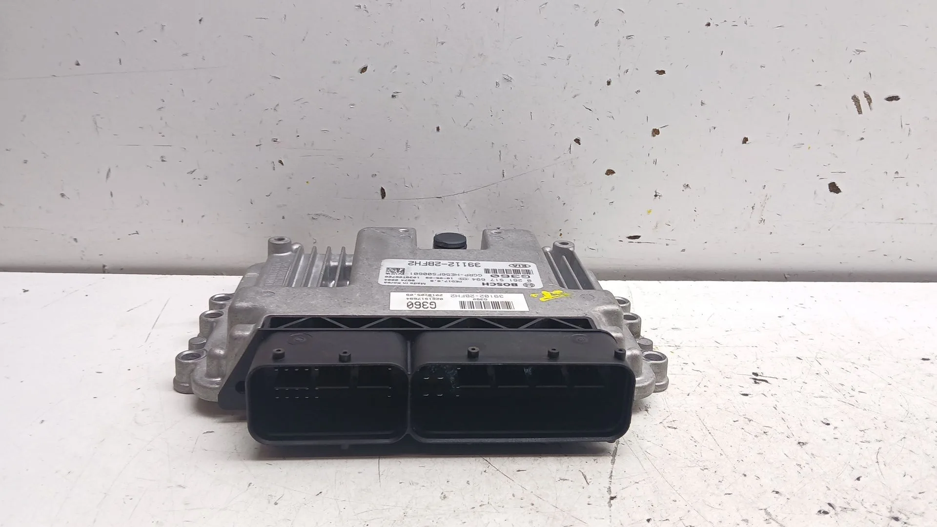 Centralita Motor Uce para Kia Carens Iv