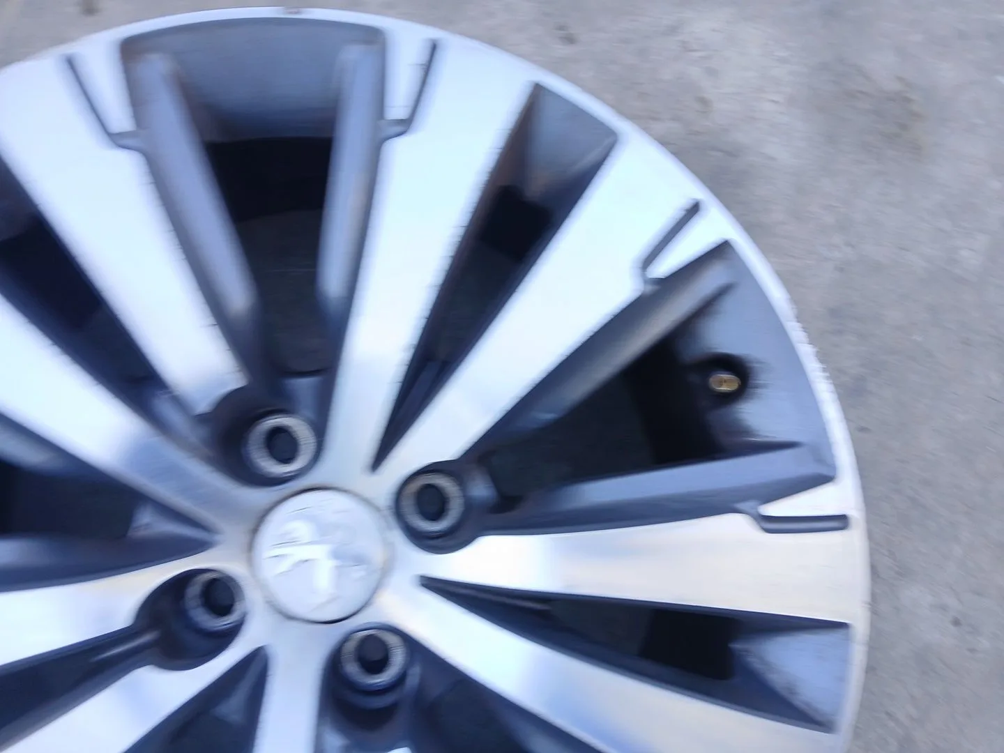 Llanta Delantera Derecha para Peugeot 3008 Van (Mr_, Mc_, Mj_)