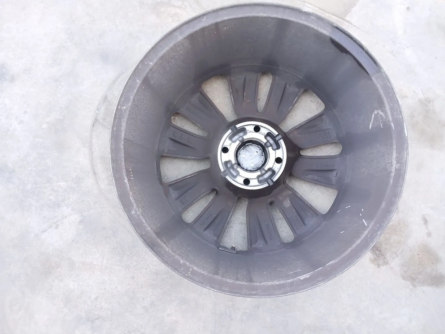 Llanta Delantera Izquierda para Peugeot 3008 Van (Mr_, Mc_, Mj_)