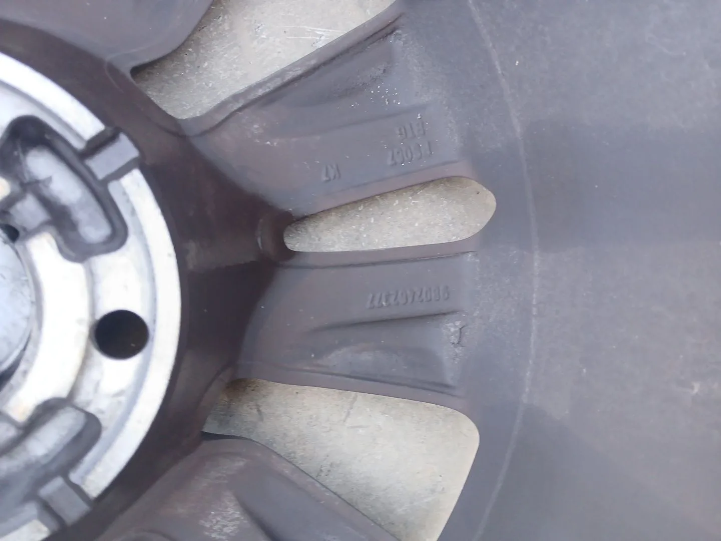 Llanta Delantera Izquierda para Peugeot 3008 Van (Mr_, Mc_, Mj_)