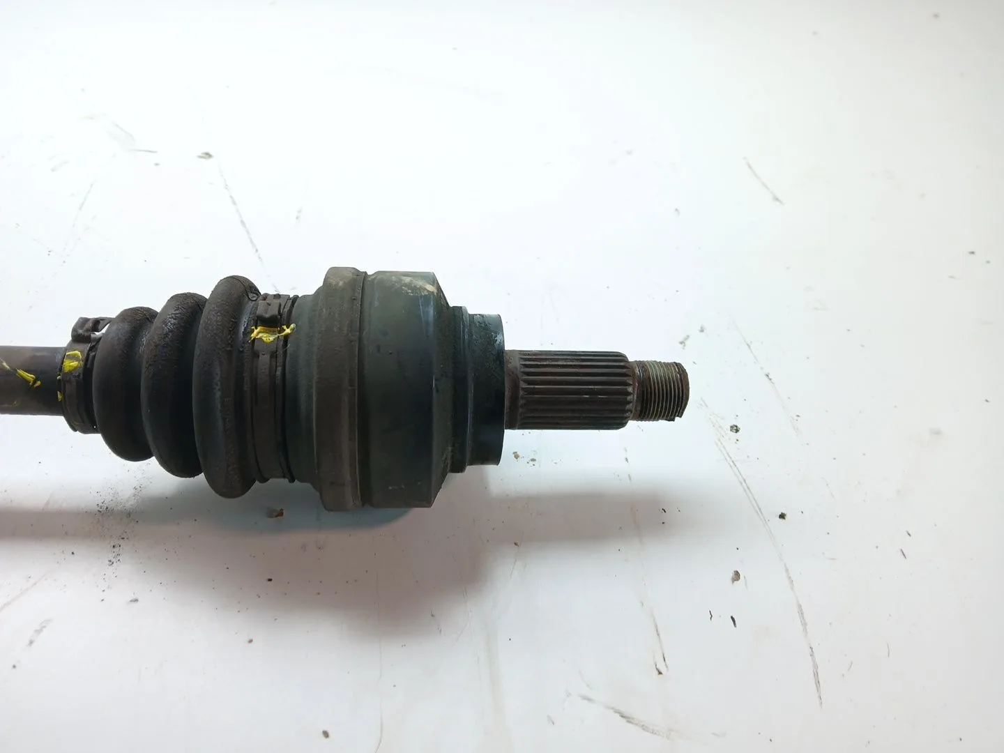 Transmision Trasera Izquierda para Bmw 1 (F20)