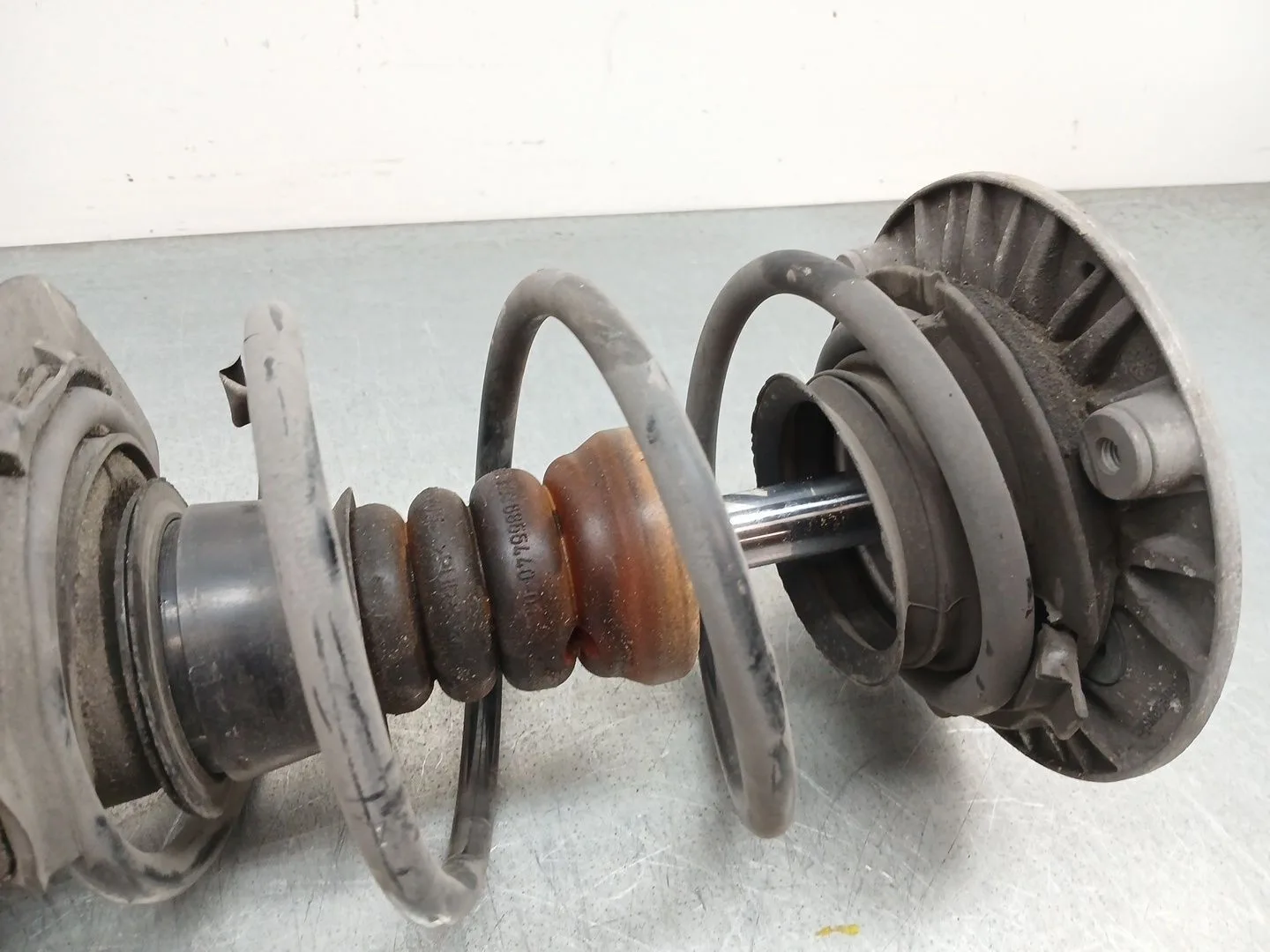 Amortiguador Delantero Izquierdo para Bmw 1 (F20)